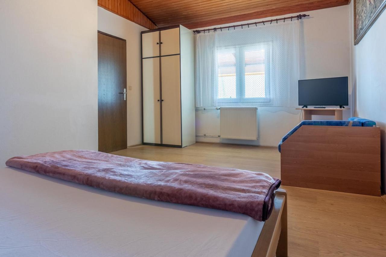 Apartments Matilda Dramalj Eksteriør bilde